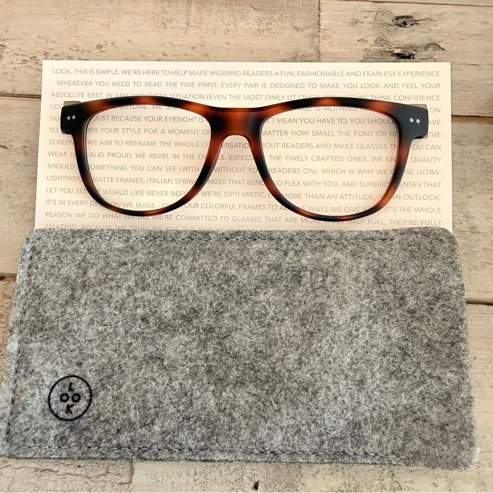 Look Optic Tortoiseshell Sullivan Reading Glasses… - image 2